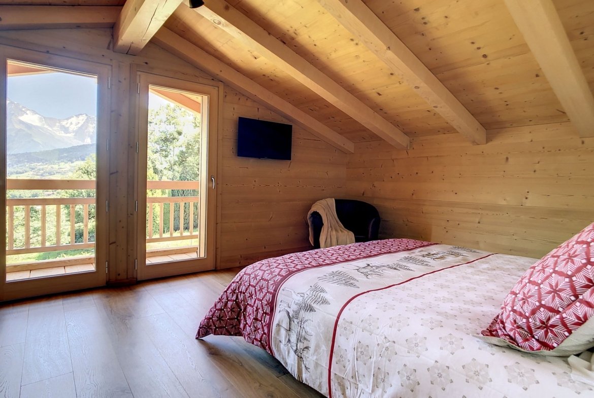 Brand-new chalet for rent in Combloux with an exceptional view. - Photo 9