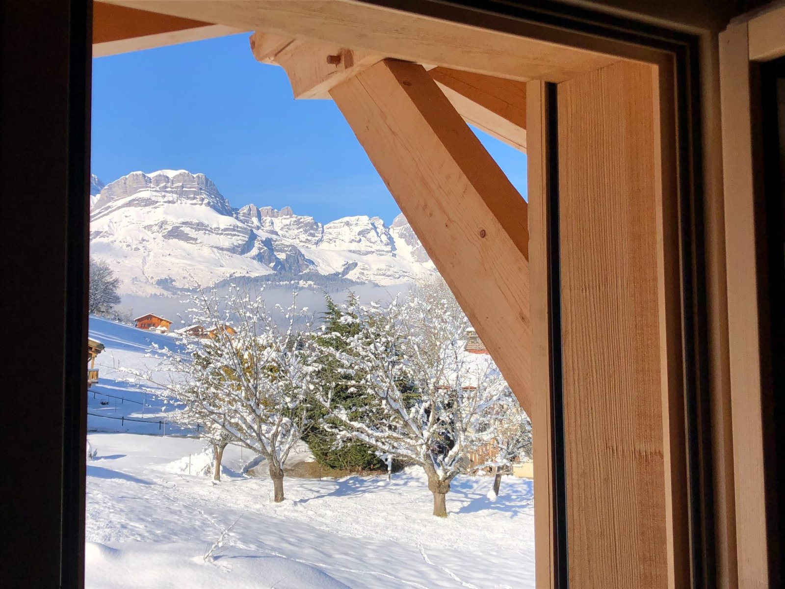 Brand-new chalet for rent in Combloux with an exceptional view. – Photo 14 Brand-new chalet for rent in Combloux with an exceptional view. - Photo 14