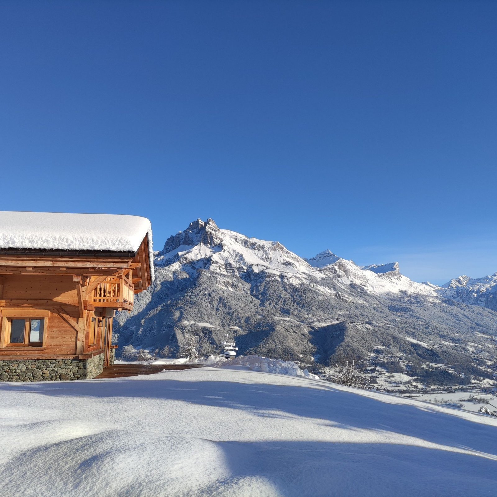 Brand-new chalet for rent in Combloux with an exceptional view. – Photo 15 Brand-new chalet for rent in Combloux with an exceptional view. - Photo 15