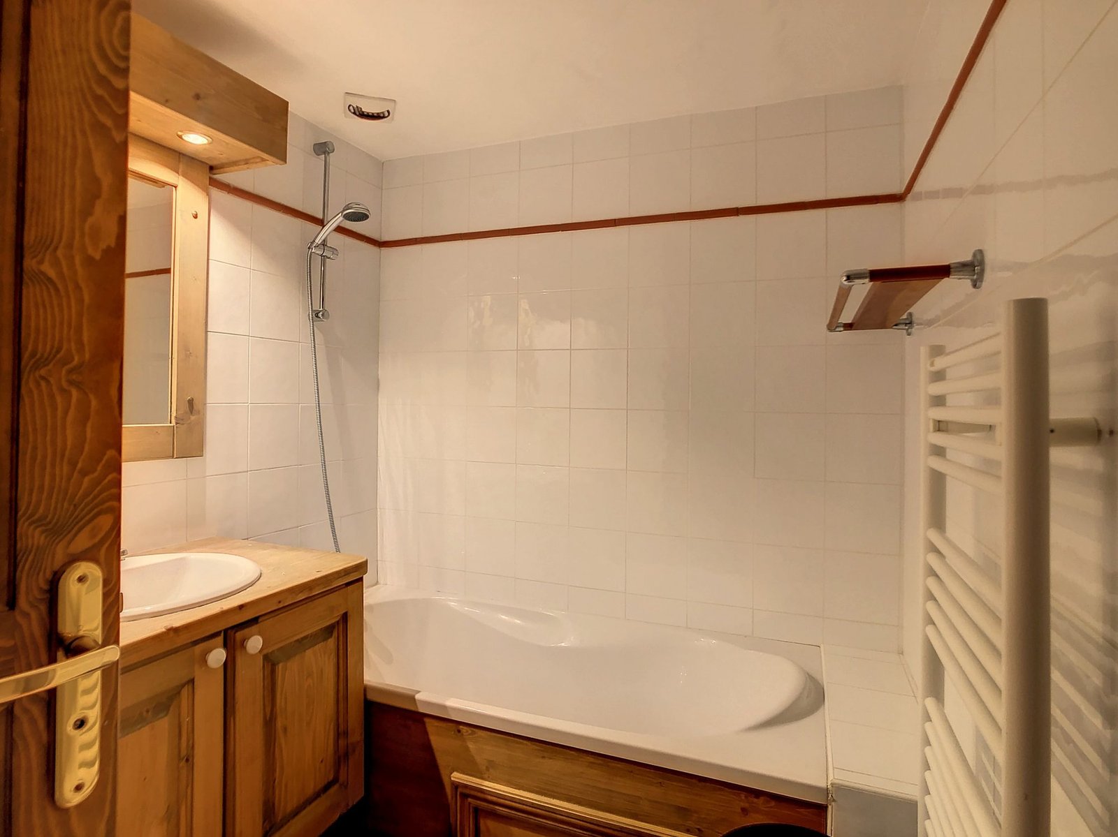 Appartement Jaillet Coin – Ref LA2742 – photo 9 Appartement à louer Jaillet Megève — photo 9