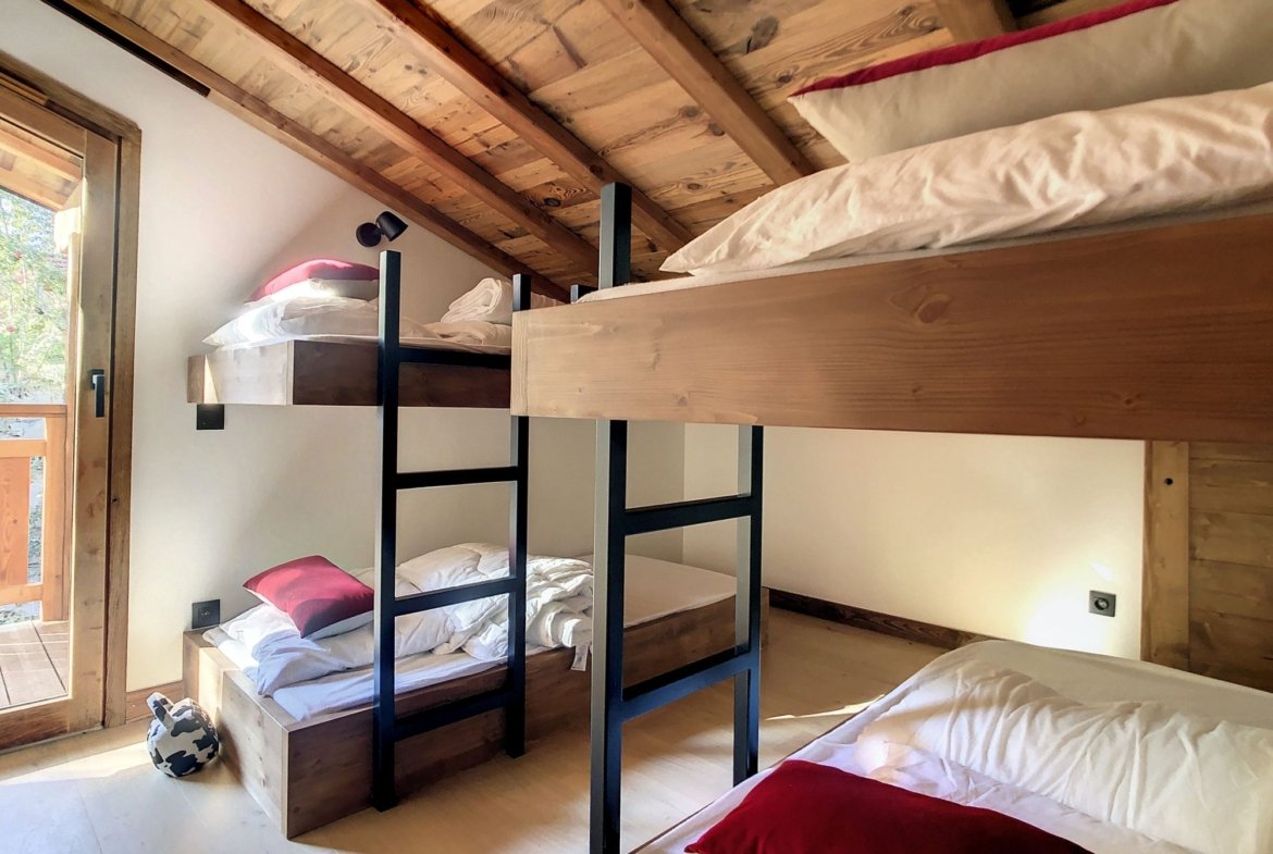 Brand-new half-chalet for rent in Combloux, facing Mont Blanc. - Photo 11