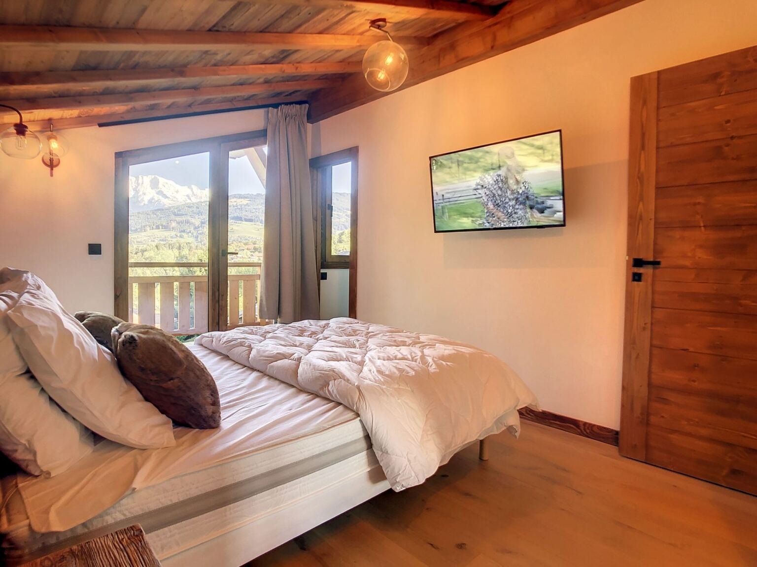 Brand-new half-chalet for rent in Combloux, facing Mont Blanc. - Photo 15