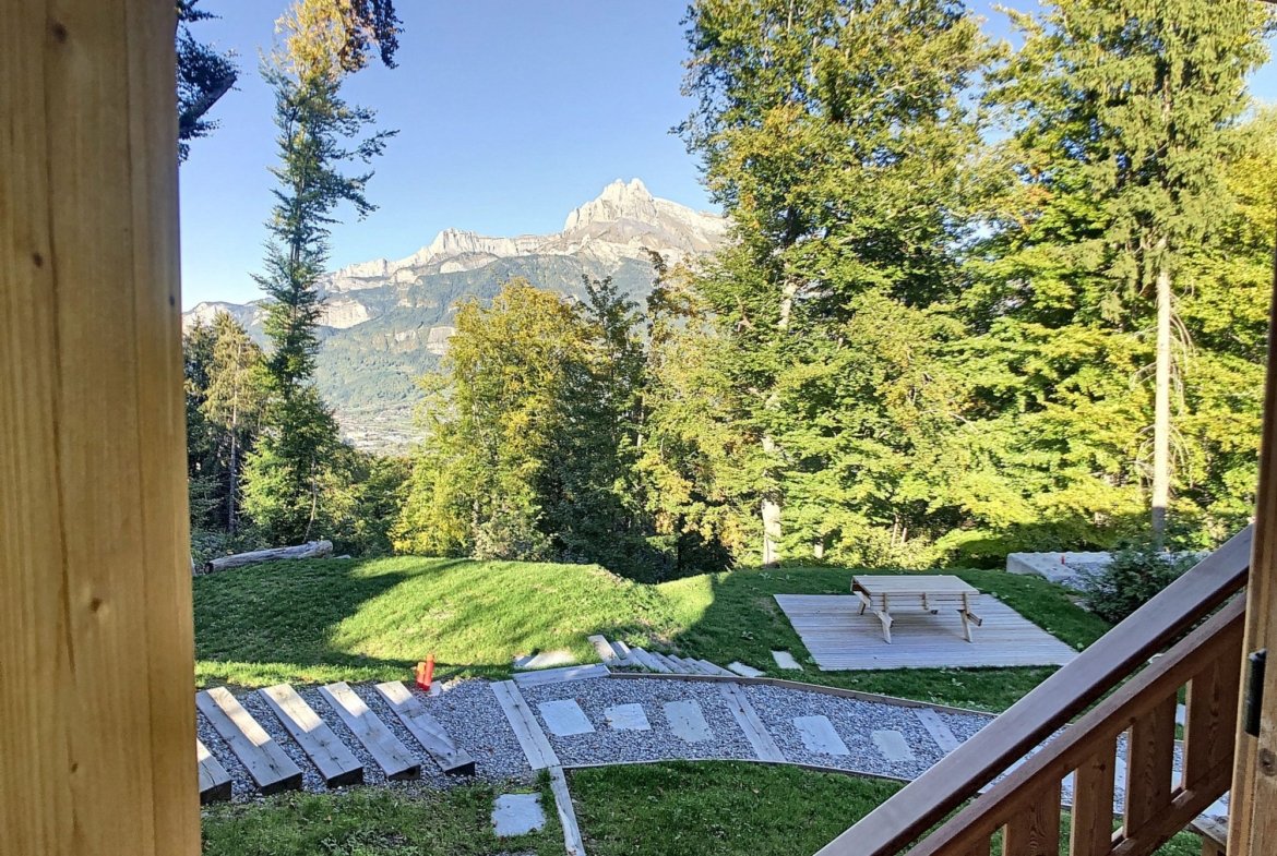 Brand-new half-chalet for rent in Combloux, facing Mont Blanc. - Photo 17