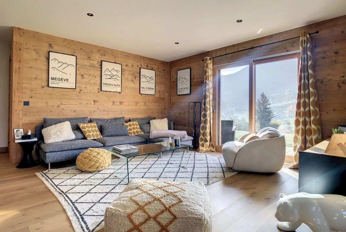 Brand-new chalet for rent in Praz-sur-Arly, at the foot of the Espace Diamant slopes. - Photo 1