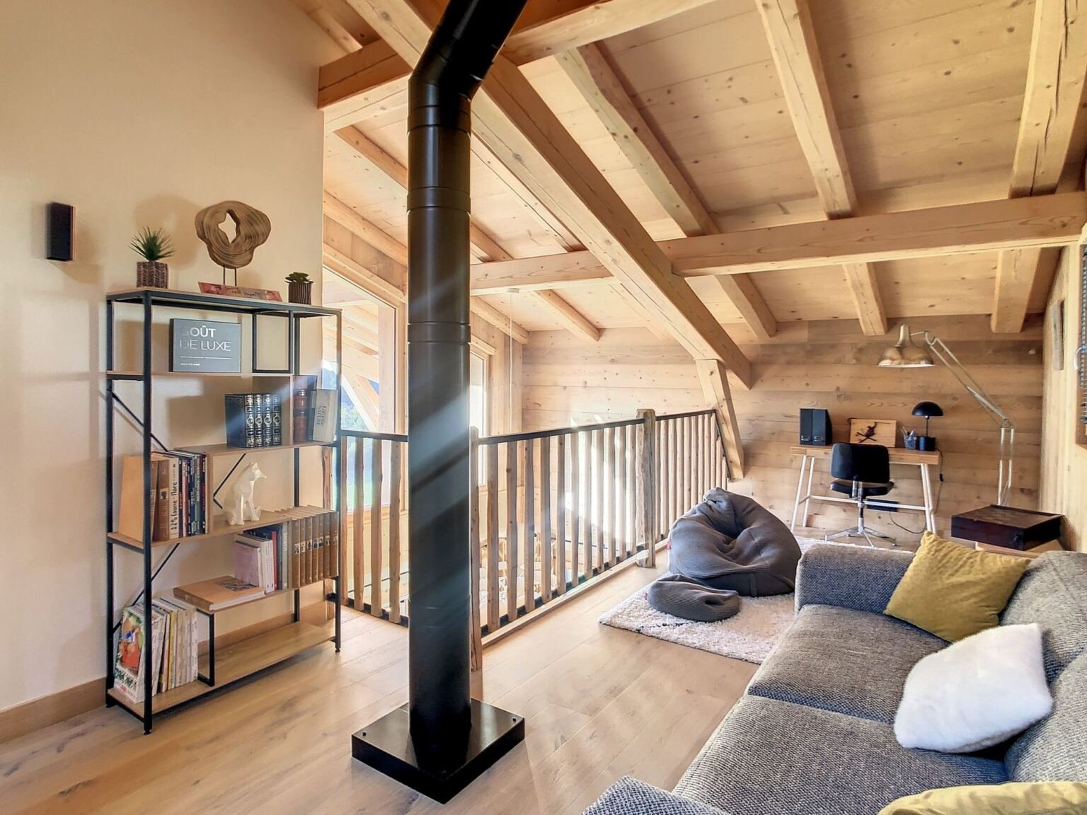 Brand-new chalet for rent in Praz-sur-Arly, at the foot of the Espace Diamant slopes. - Photo 14