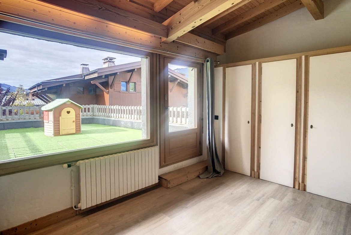 Small chalet for rent for the season, right in the heart of the village of Megève. - Photo 4
