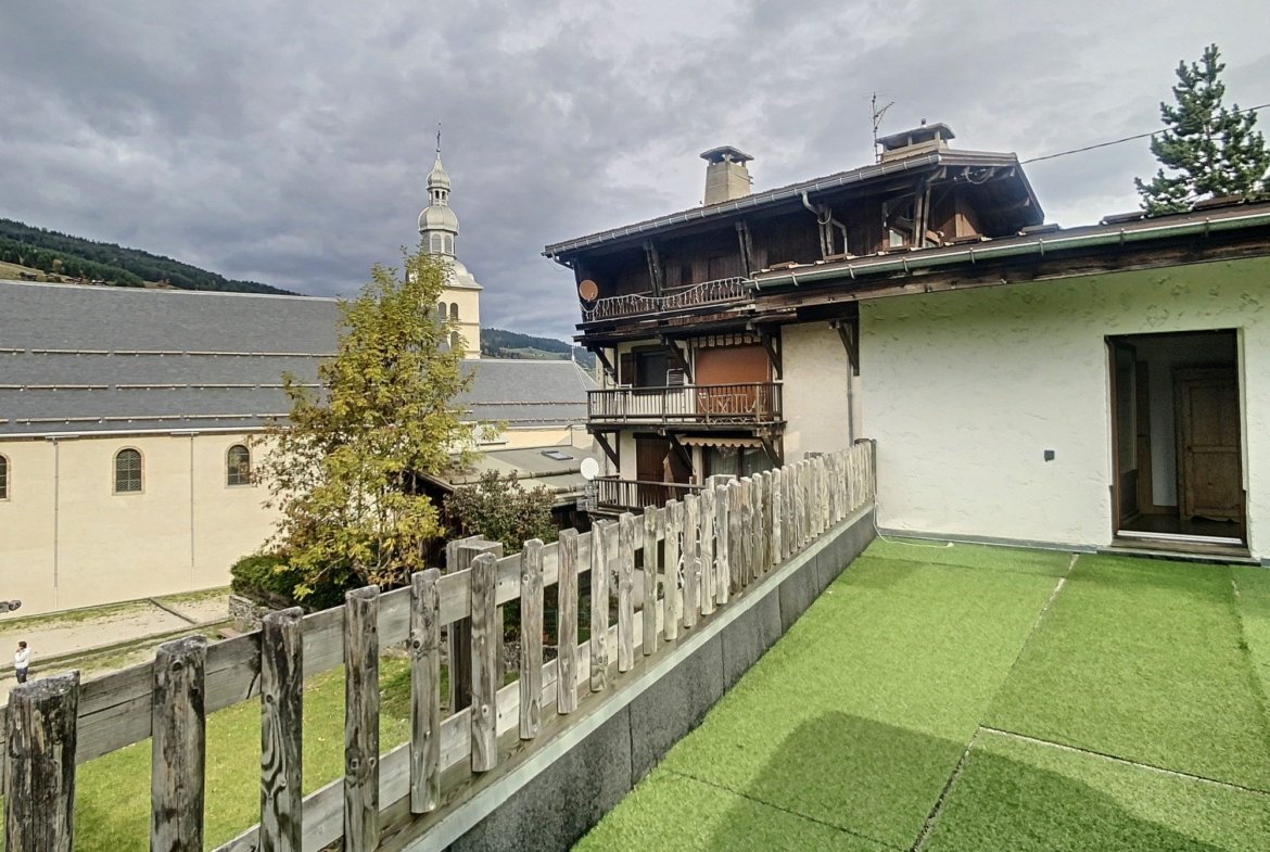 Small chalet for rent for the season, right in the heart of the village of Megève. - Photo 9