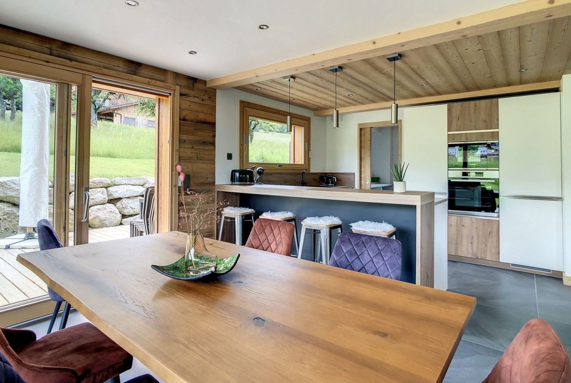 Brand-new chalet for rent in Combloux, facing Mont Blanc. - Photo 4