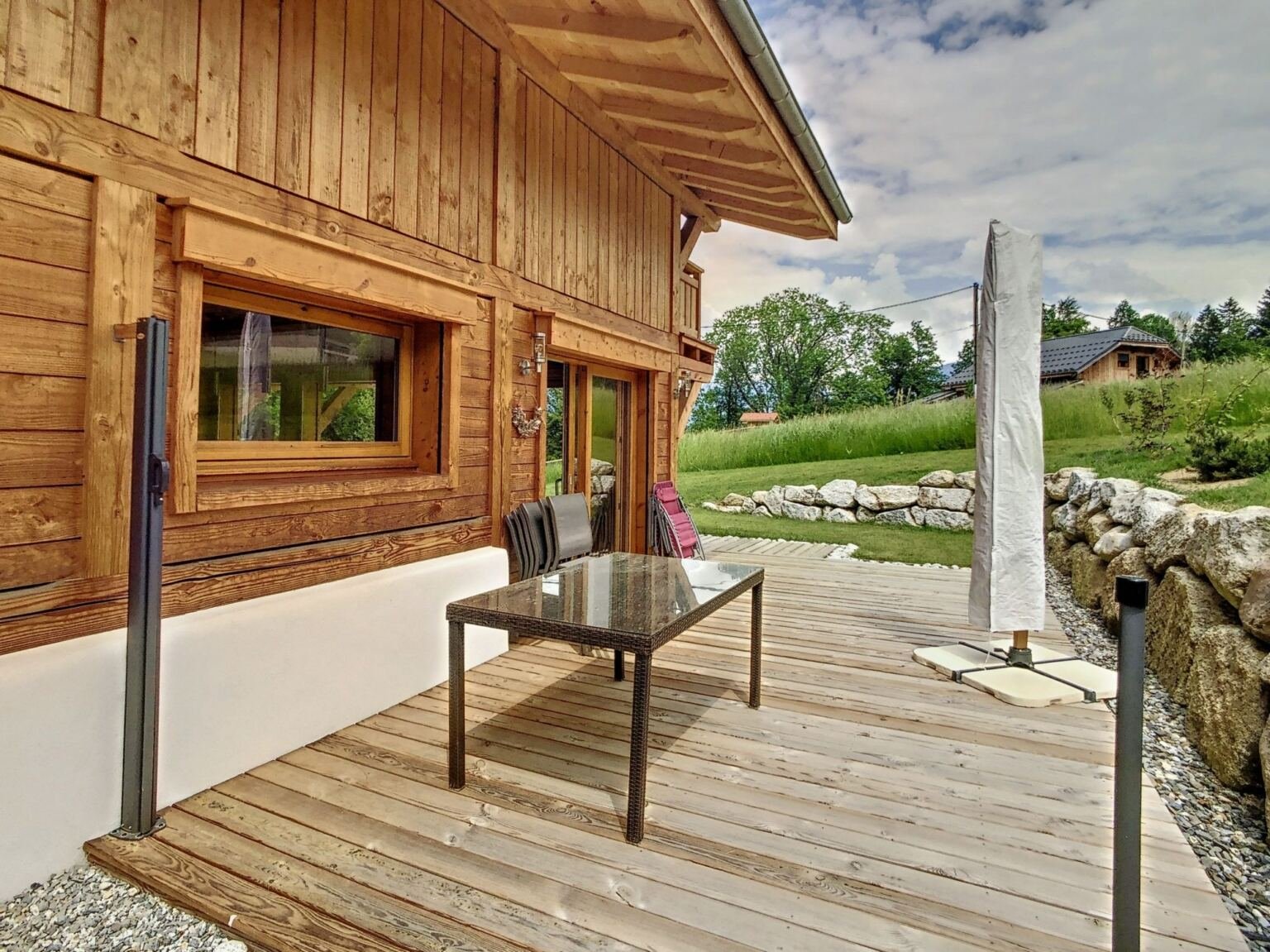 Brand-new chalet for rent in Combloux, facing Mont Blanc. - Photo 13