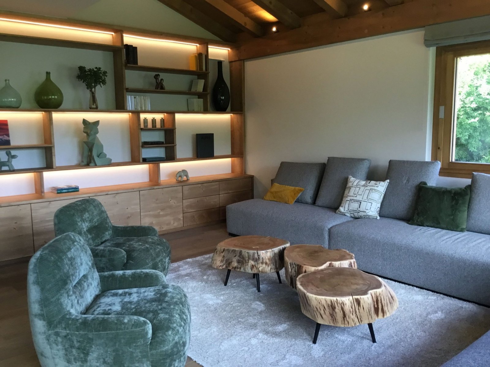 Magnificent brand-new chalet with a view for rent in Combloux, near the Princesse slopes. – Photo 2 Magnificent brand-new chalet with a view for rent in Combloux, near the Princesse slopes. - Photo 2