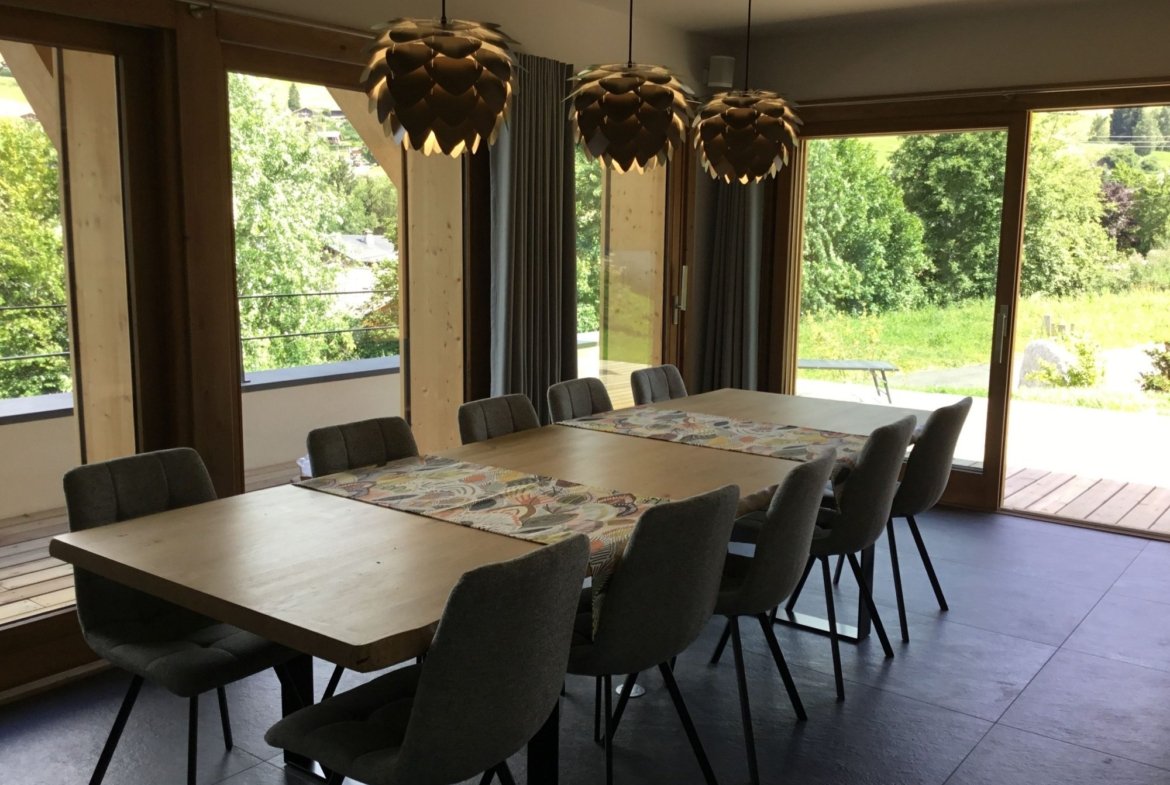 Magnificent brand-new chalet with a view for rent in Combloux, near the Princesse slopes. - Photo 6