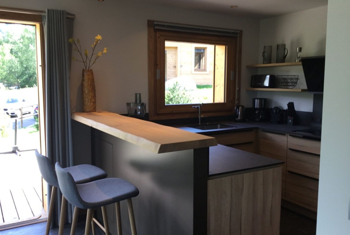 Magnificent brand-new chalet with a view for rent in Combloux, near the Princesse slopes. - Photo 7