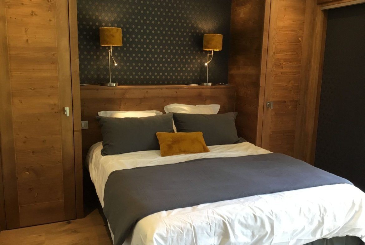 Magnificent brand-new chalet with a view for rent in Combloux, near the Princesse slopes. - Photo 12