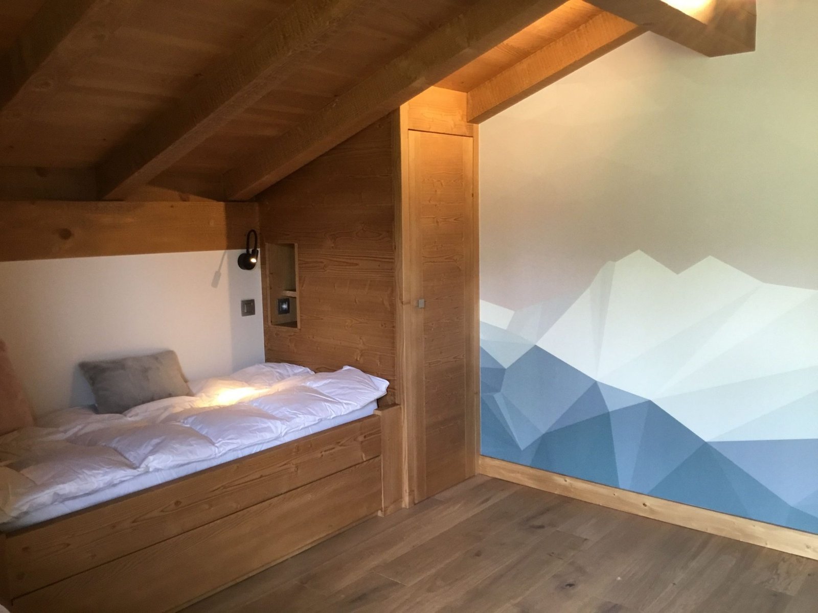 Magnificent brand-new chalet with a view for rent in Combloux, near the Princesse slopes. – Photo 13 Magnificent brand-new chalet with a view for rent in Combloux, near the Princesse slopes. - Photo 13