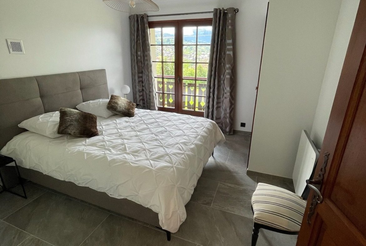 Large family chalet for 12 to 16 people, recently renovated, for rent in Combloux. - Photo 11