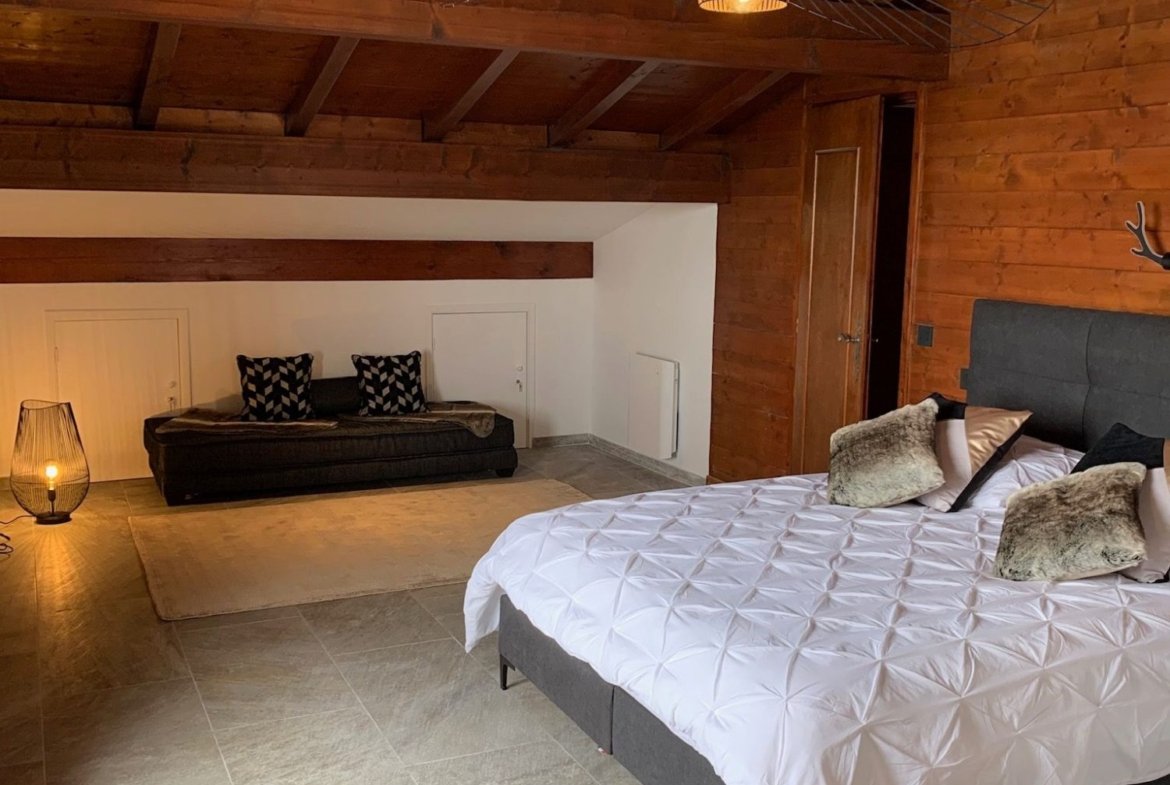 Large family chalet for 12 to 16 people, recently renovated, for rent in Combloux. - Photo 15