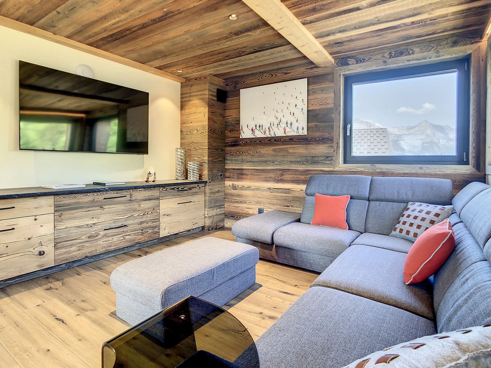 Brand-new, contemporary chalet for rent in Demi-Quartier, 3 minutes’ drive from the Princesse slopes. – Photo 7 Brand-new, contemporary chalet for rent in Demi-Quartier, 3 minutes' drive from the Princesse slopes. - Photo 7
