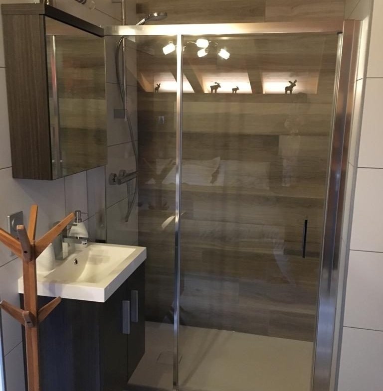 Brand-new chalet for rent near the centre of Combloux, with a shuttle to the slopes. - Photo 11