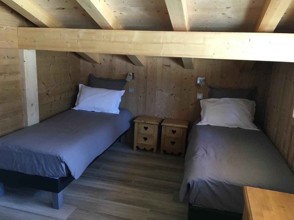 Brand-new chalet for rent near the centre of Combloux, with a shuttle to the slopes. - Photo 12