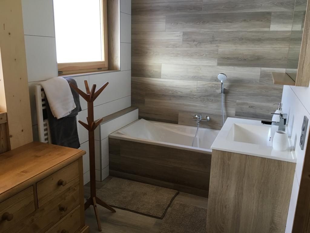 Brand-new chalet for rent near the centre of Combloux, with a shuttle to the slopes. - Photo 13
