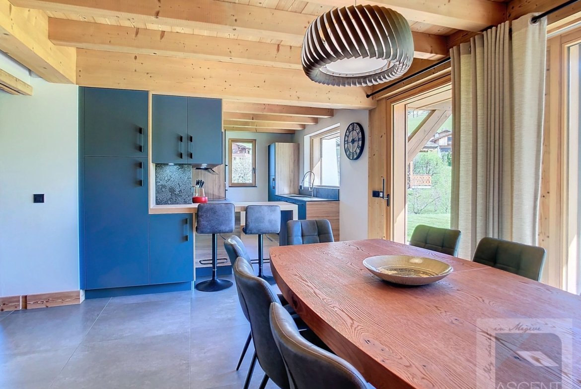 Brand-new chalet for rent near the Princesse cable car and the centre of Combloux. - Photo 4