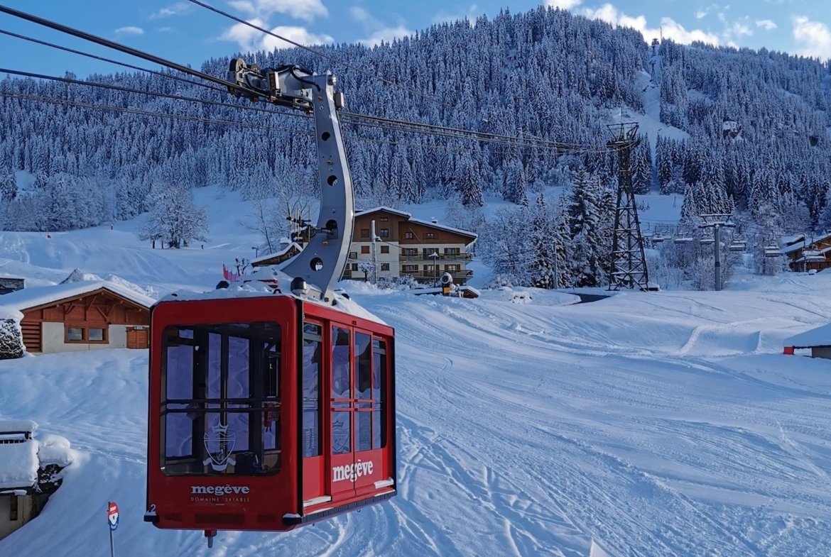 Brand-new chalet for rent on the Rochebrune ski slopes. - Photo 2