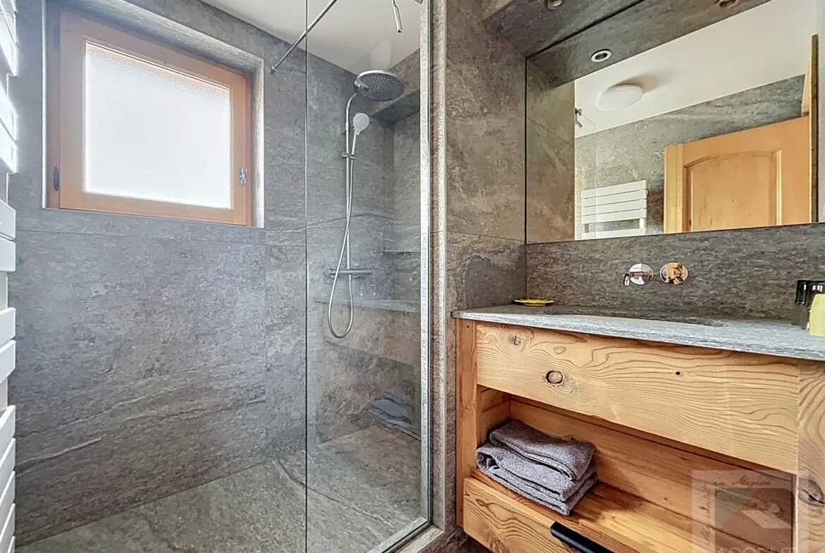 Chalet near a free shuttle stop for rent in Rochebrune, Megève. - Photo 22