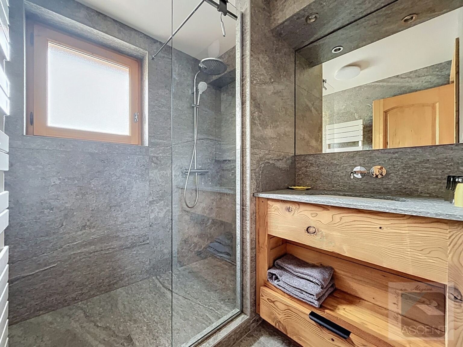 Chalet near a free shuttle stop for rent in Rochebrune, Megève. - Photo 22