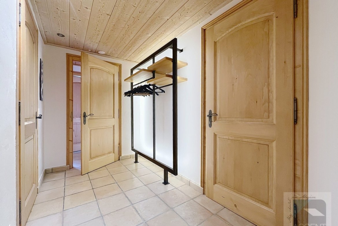 Chalet near a free shuttle stop for rent in Rochebrune, Megève. - Photo 24