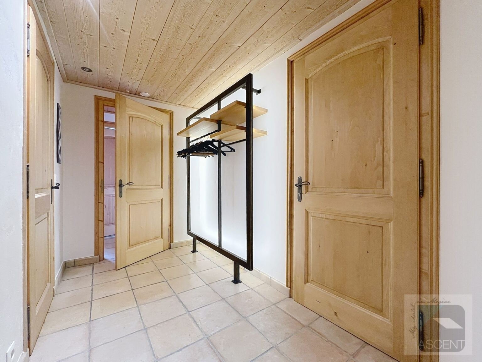 Chalet near a free shuttle stop for rent in Rochebrune, Megève. - Photo 24