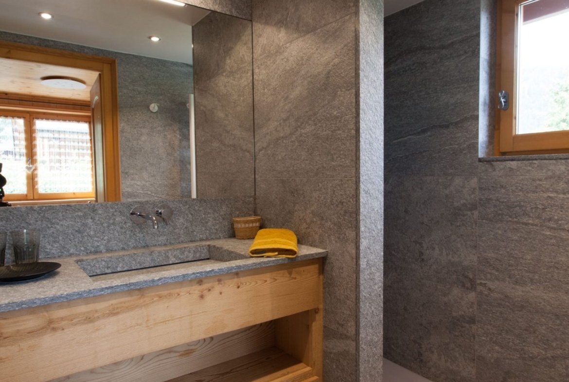 Chalet near a free shuttle stop for rent in Rochebrune, Megève. - Photo 7