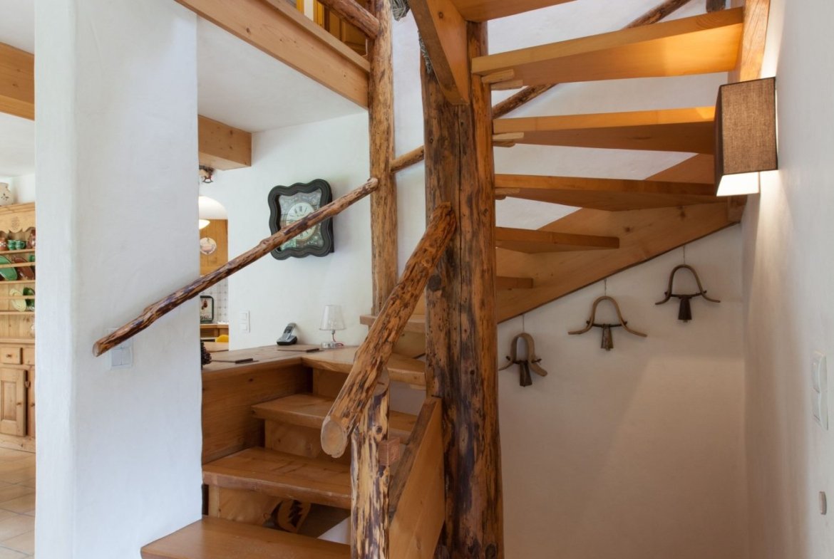 Chalet near a free shuttle stop for rent in Rochebrune, Megève. - Photo 8