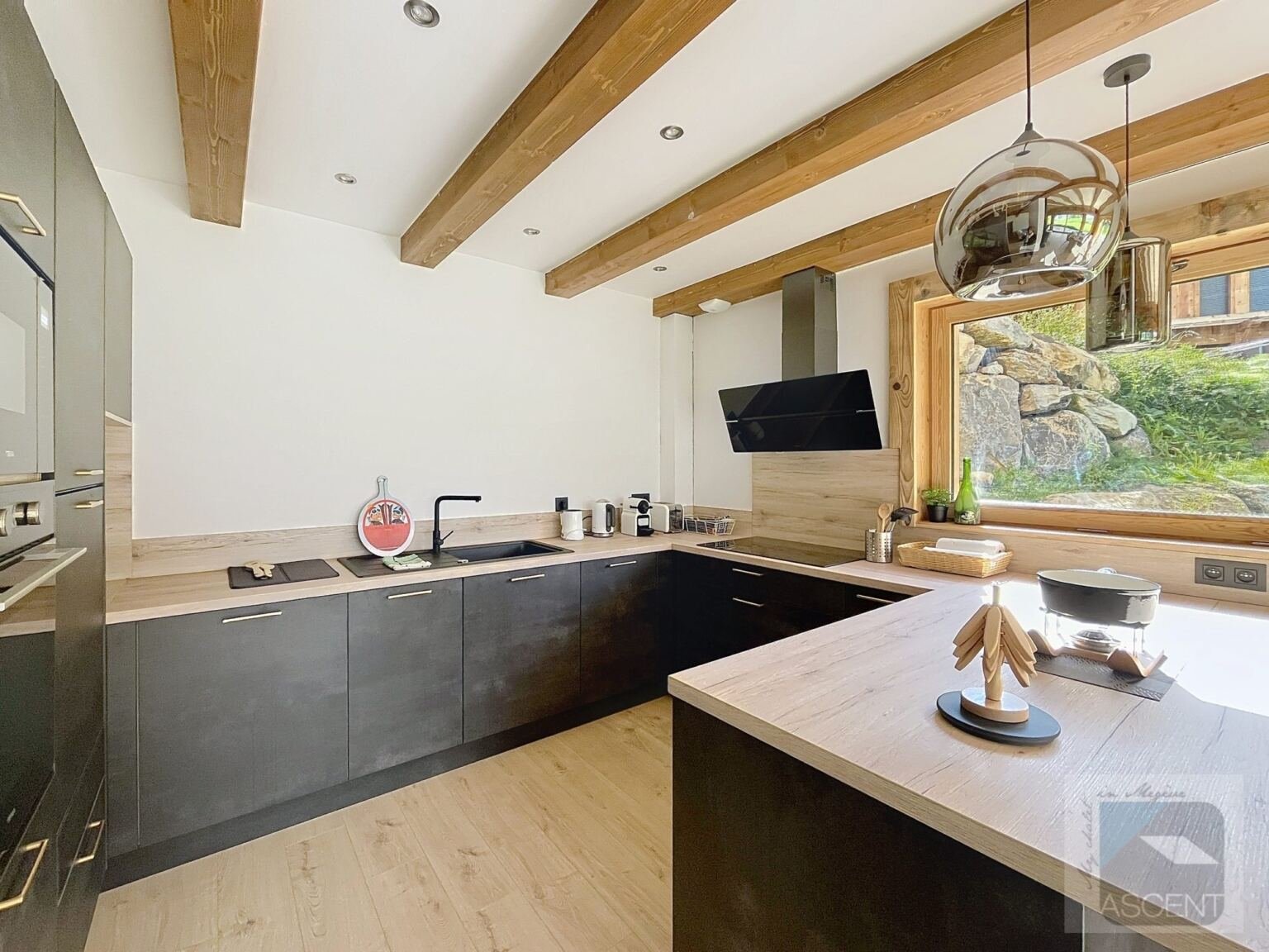 Brand-new chalet for rent on the Rochebrune ski slopes. - Photo 6