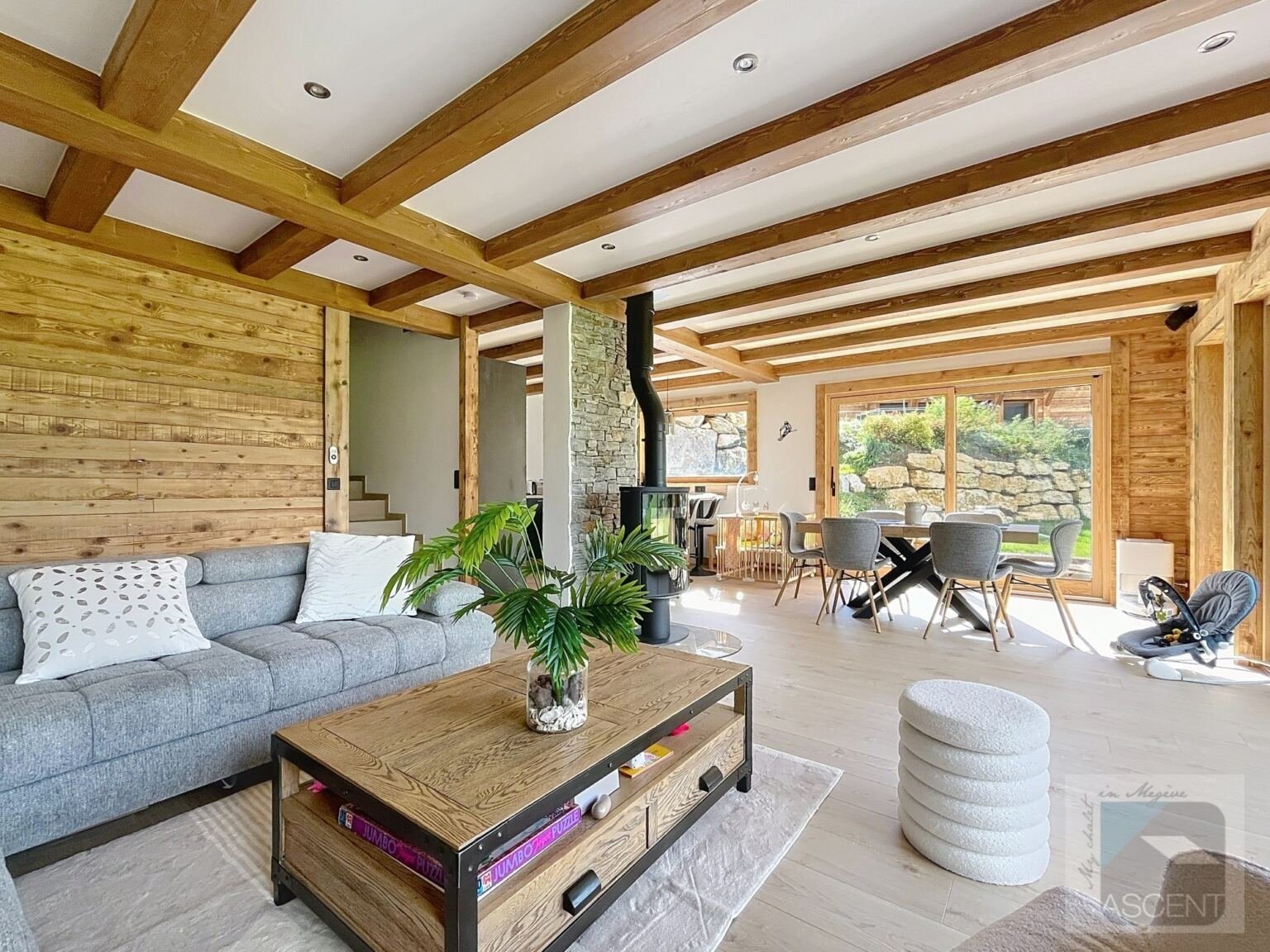 Brand-new chalet for rent on the Rochebrune ski slopes. - Photo 5