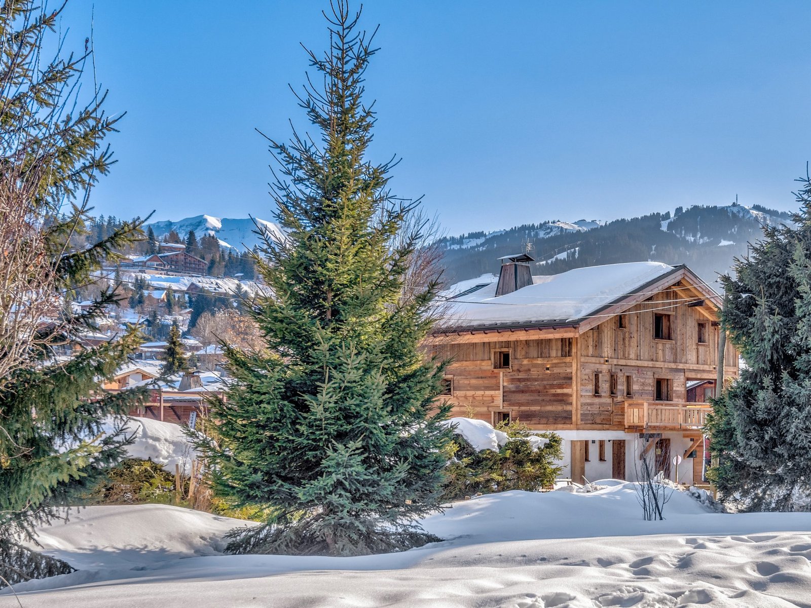 Brand-new chalet for rent at Le Jaillet in Megève. – Photo 1 Brand-new chalet for rent at Le Jaillet in Megève. - Photo 1