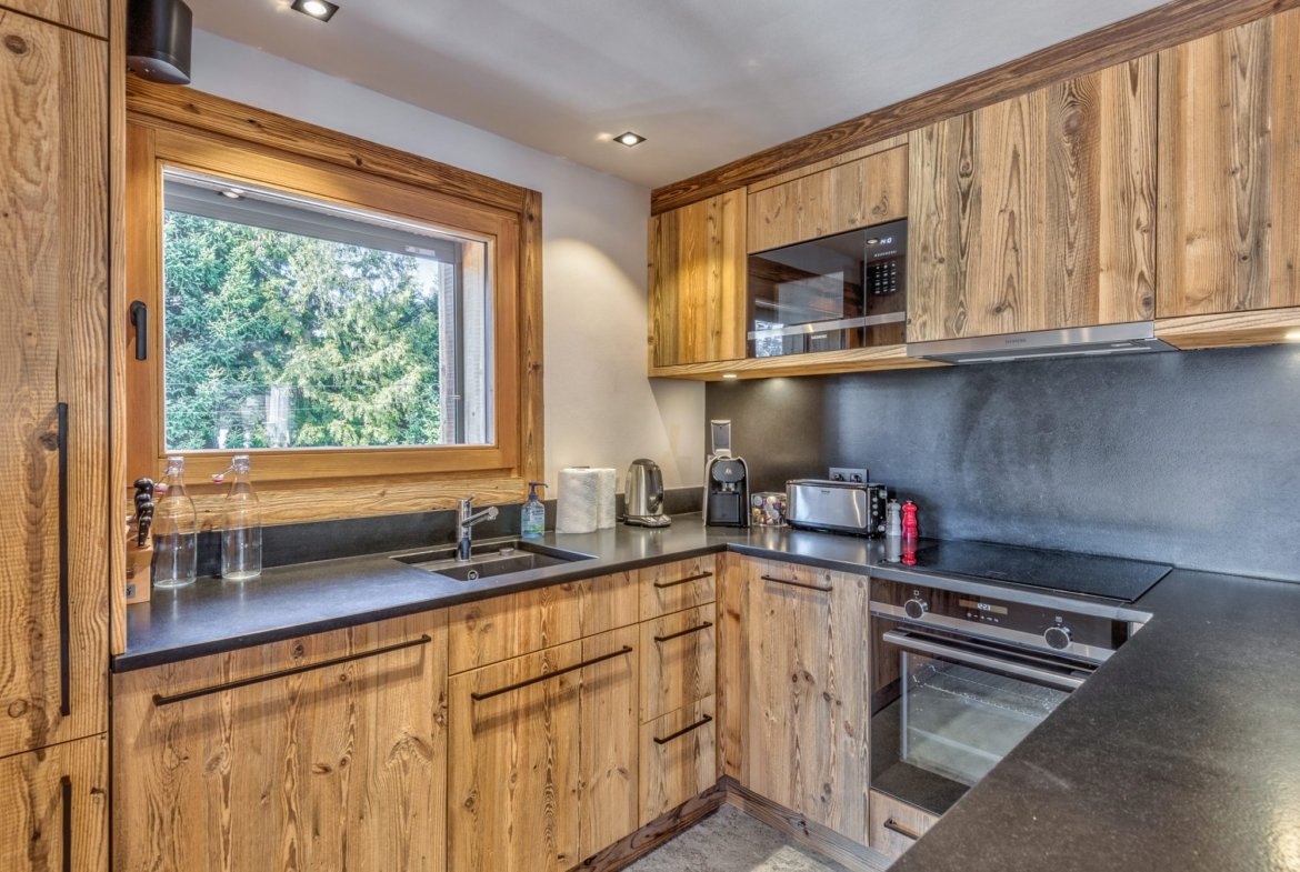 Brand-new chalet for rent at Le Jaillet in Megève. - Photo 9