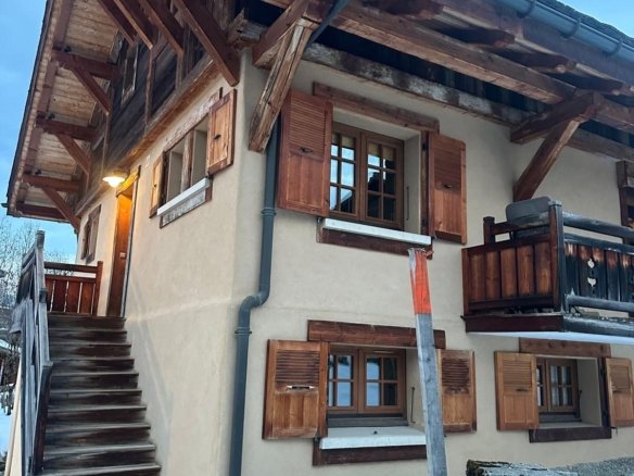 Chalet for rent in the centre of Megève. - Photo 1