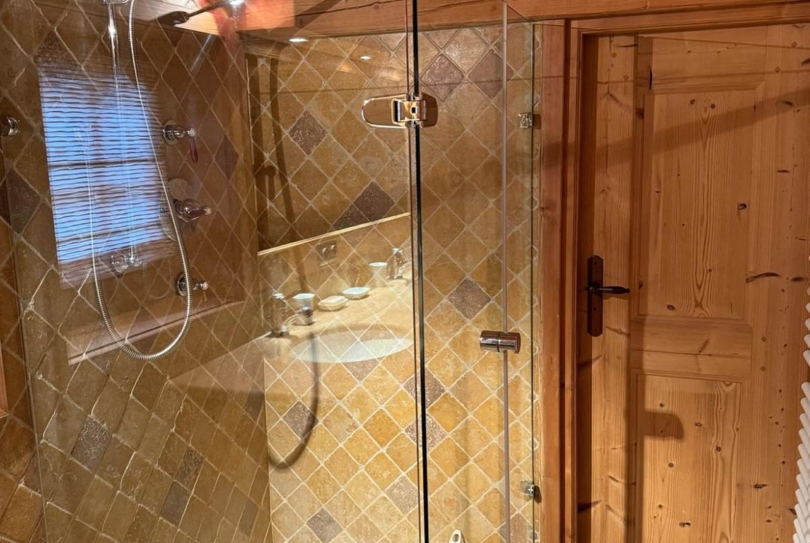 Chalet for rent in the centre of Megève. - Photo 7
