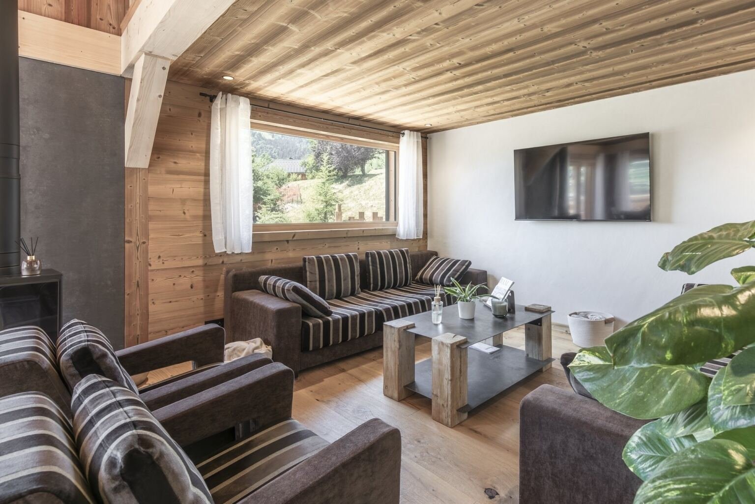Chalet Stem - Salon