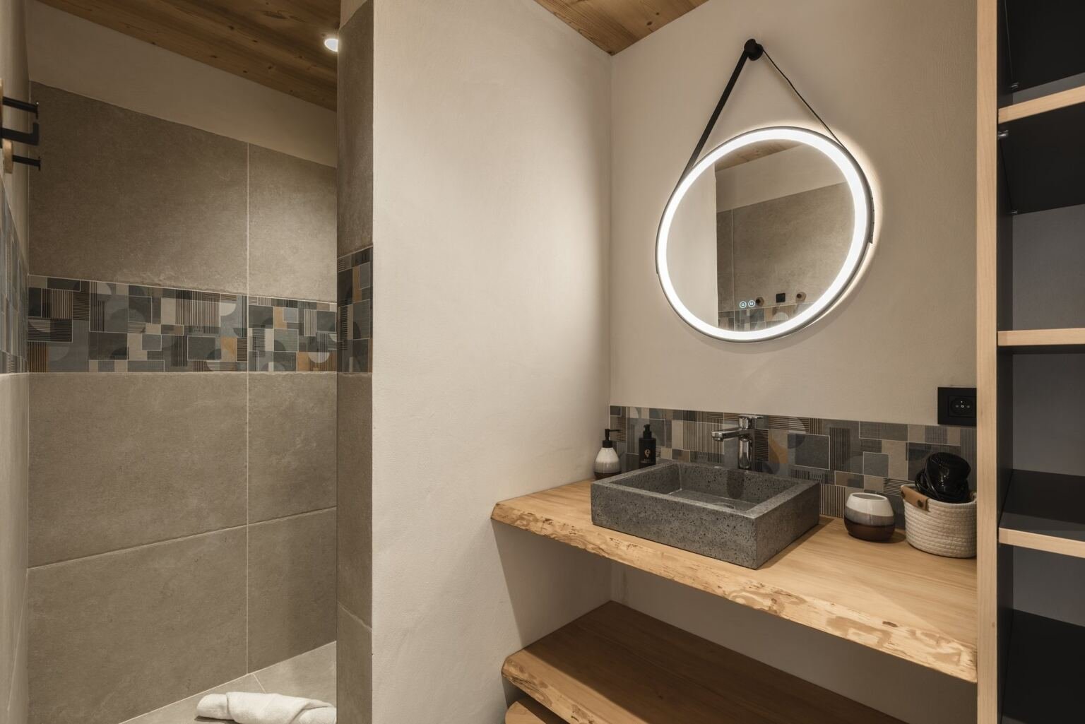 Chalet Stem - Chambre 2, salle de bain