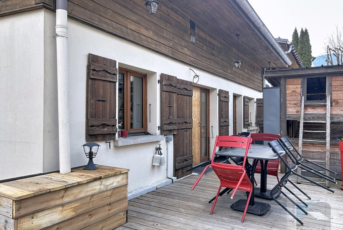 Appt Comblours - Salon
