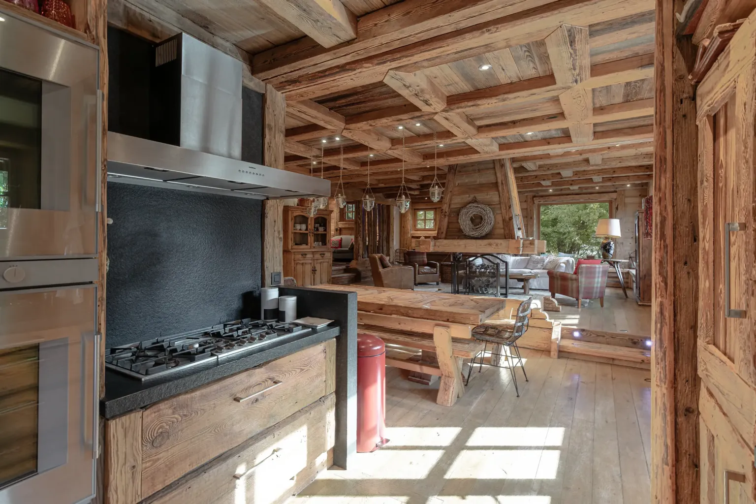 Cuisine équipée — Chalet Jaillet, location saisonnière à Megève