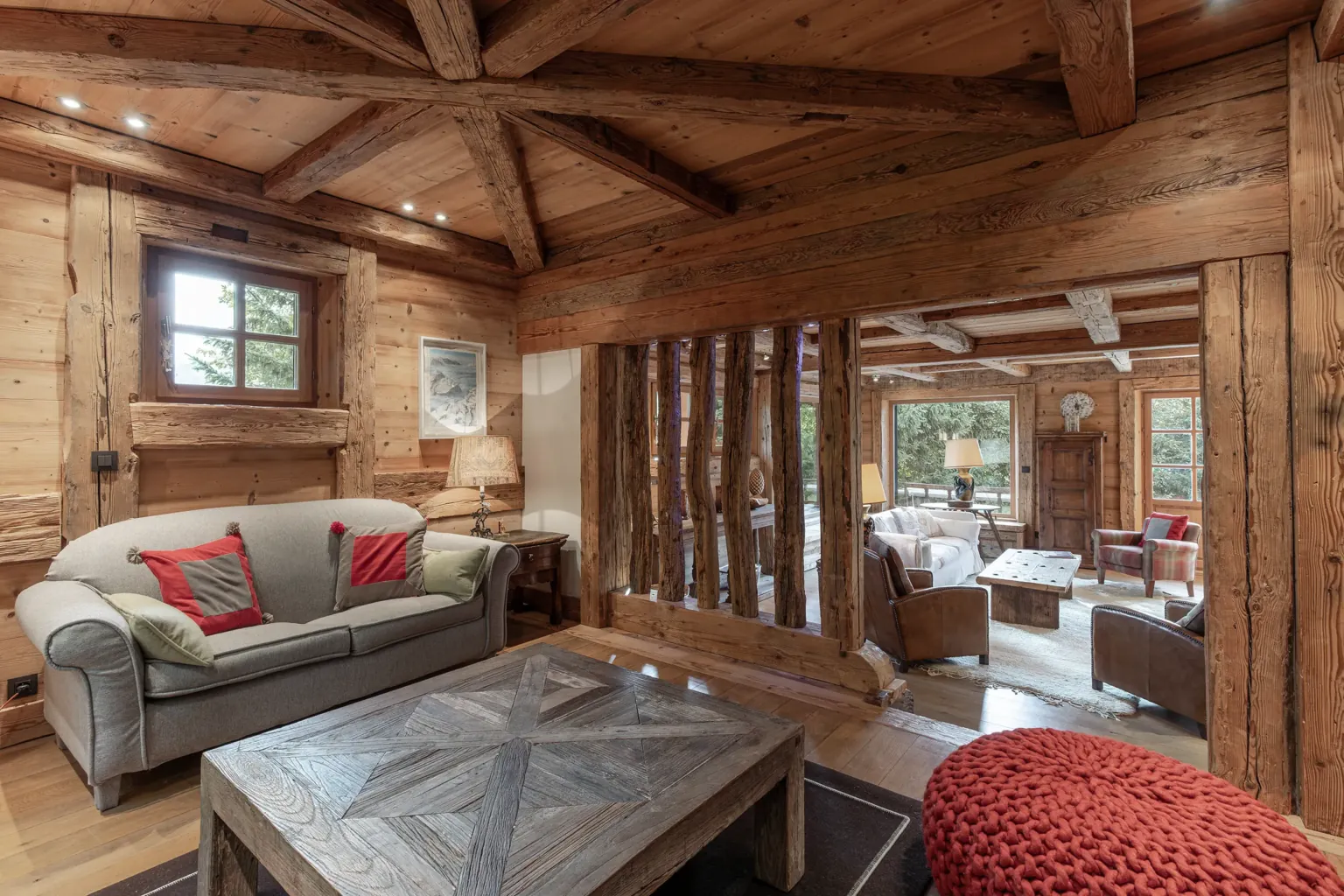 Salon, second angle — Chalet Jaillet, location saisonnière à Megève