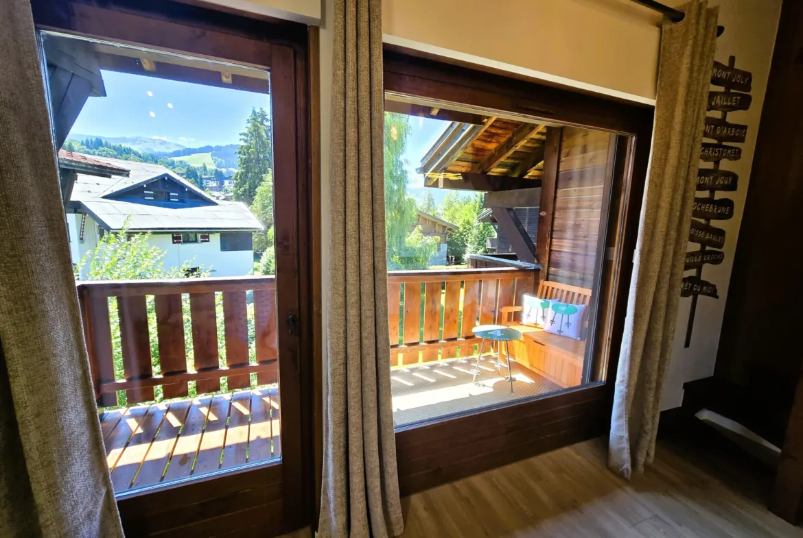 Le Refuge du Buet, Megève — Accès au balcon depuis le séjour