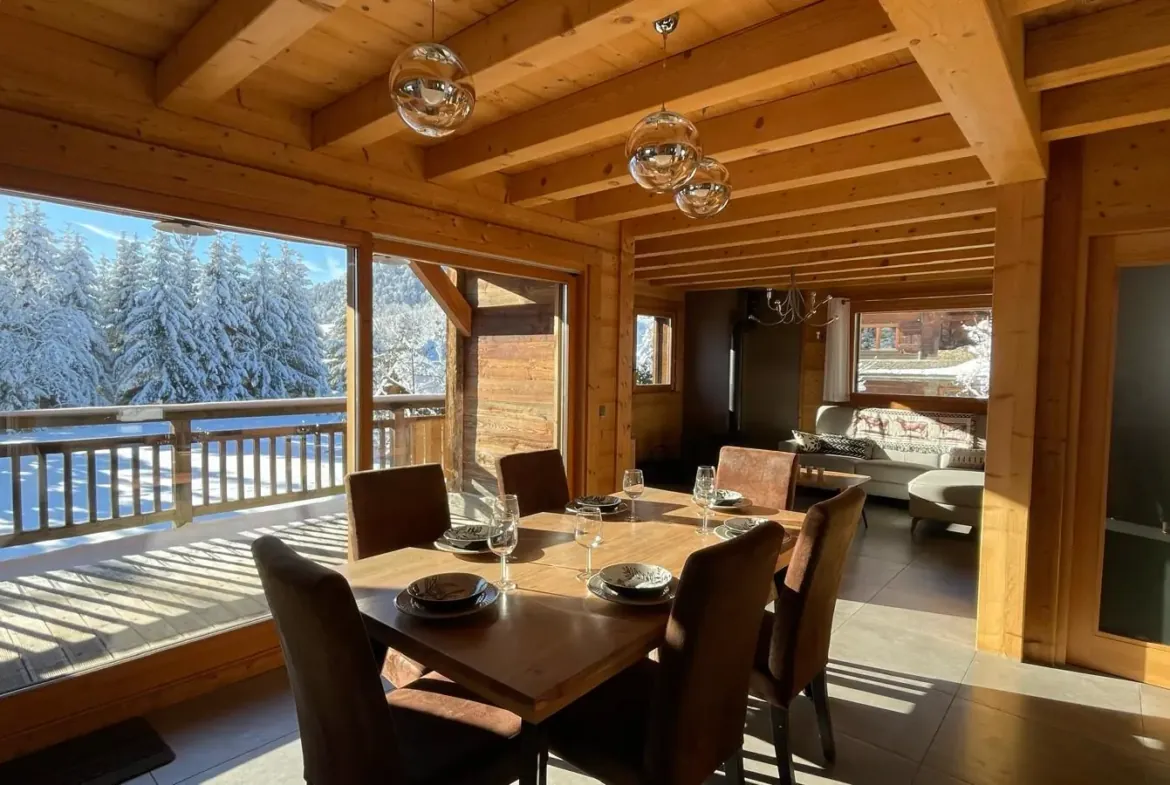 Salle à manger — Chalet Roc et Soleil, location saisonnière à Megève