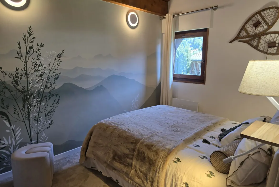Le Refuge du Buet, Megève — Chambre parentale et fresque montagne