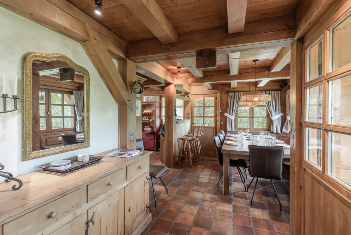 Salle à manger — Chalet Mandarine, location saisonnière à Megève