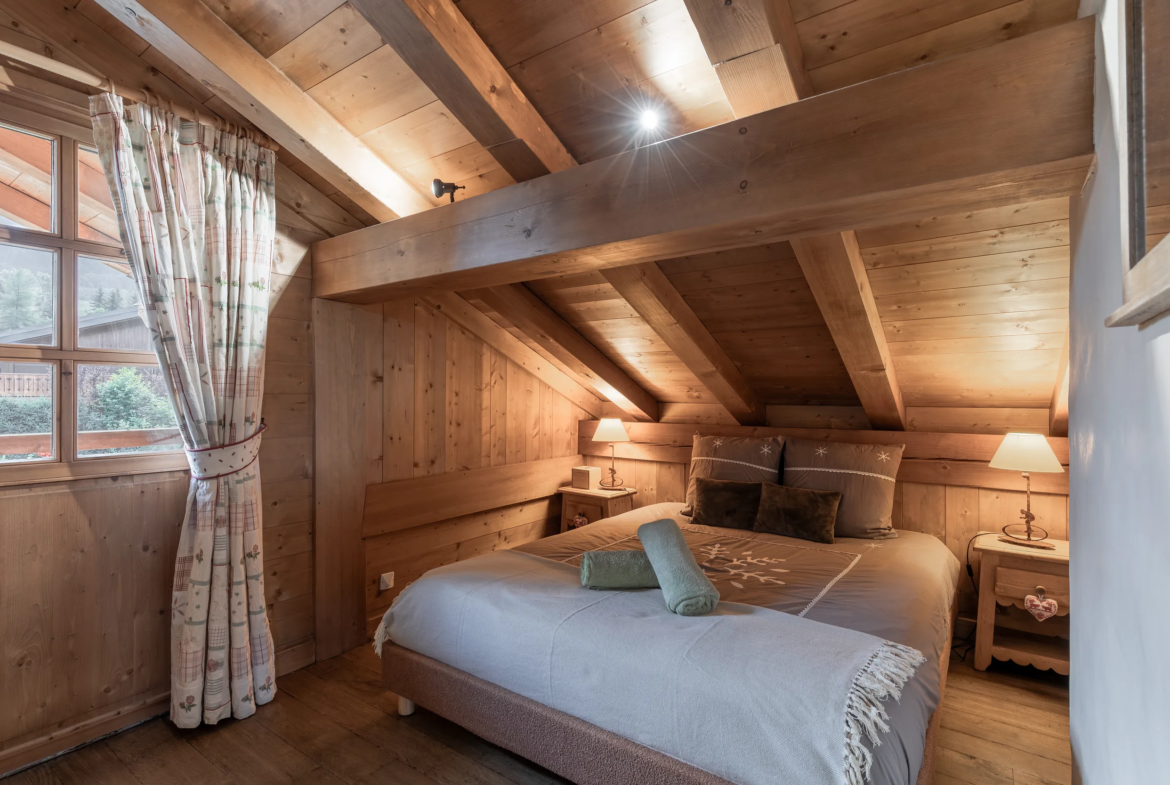 Chambre 1 — Chalet Mandarine, location saisonnière à Megève