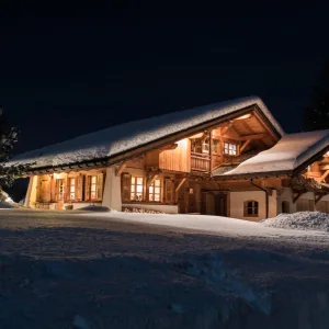 Chalet for rent for the season at Mont d'Arbois in Megève. - Photo 1